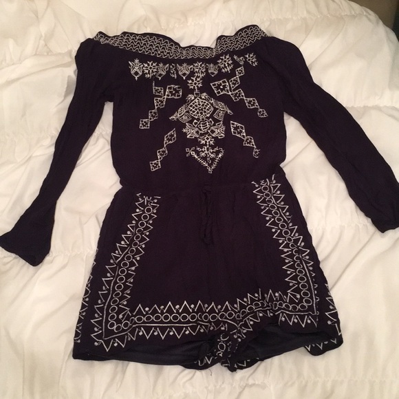 ⭐️Onethelana 3/4 Sleeve Romper - Picture 1 of 2